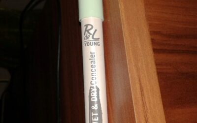 Rival de Loop Young Wet & Dry Concealer