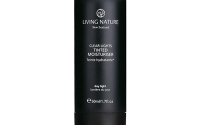 Living Nature Tinted Moisturizer Day Light